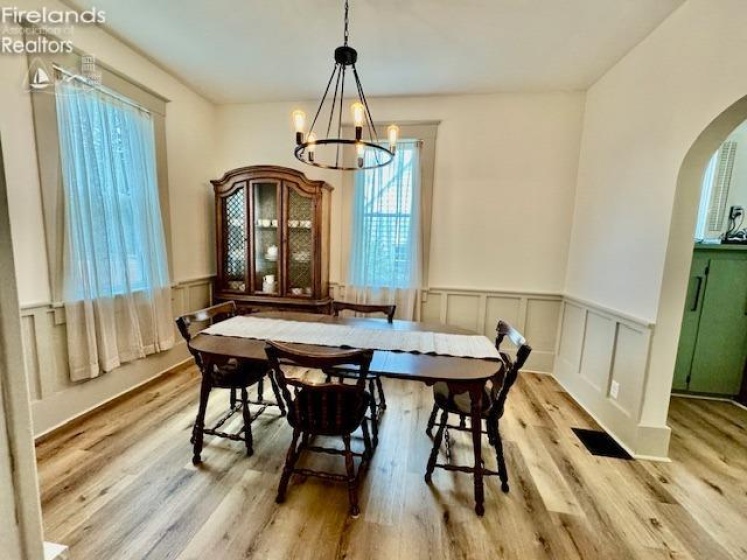 1026 Claremont Avenue, Ashland, 44805, 4 Bedrooms Bedrooms, ,2 BathroomsBathrooms,Residential,For Sale,Claremont,20251582