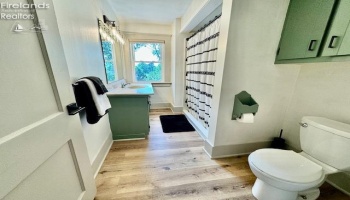 1026 Claremont Avenue, Ashland, 44805, 4 Bedrooms Bedrooms, ,2 BathroomsBathrooms,Residential,For Sale,Claremont,20251582