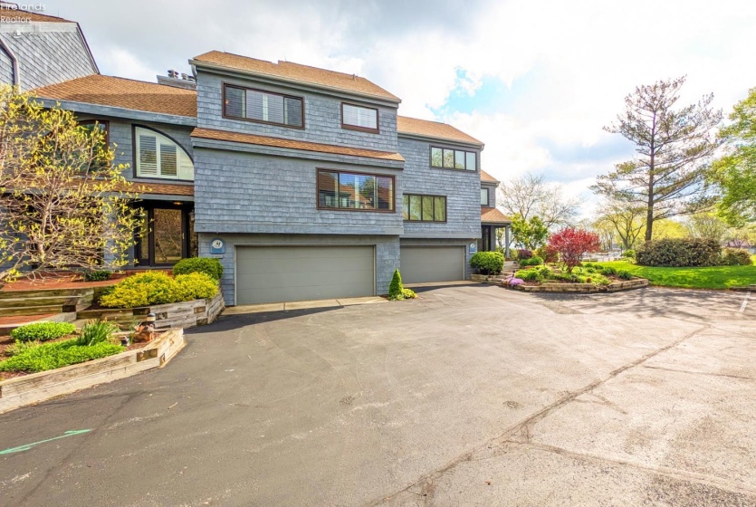 532 Mariner Village, Huron, 44839, 4 Bedrooms Bedrooms, ,3 BathroomsBathrooms,Residential,For Sale,Mariner Village,20251598
