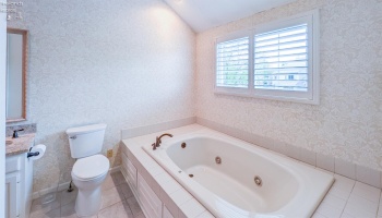 532 Mariner Village, Huron, 44839, 4 Bedrooms Bedrooms, ,3 BathroomsBathrooms,Residential,For Sale,Mariner Village,20251598