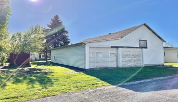 244 Pleasant Street, Bellevue, 44811, 4 Bedrooms Bedrooms, ,1 BathroomBathrooms,Residential,For Sale,Pleasant,20251512