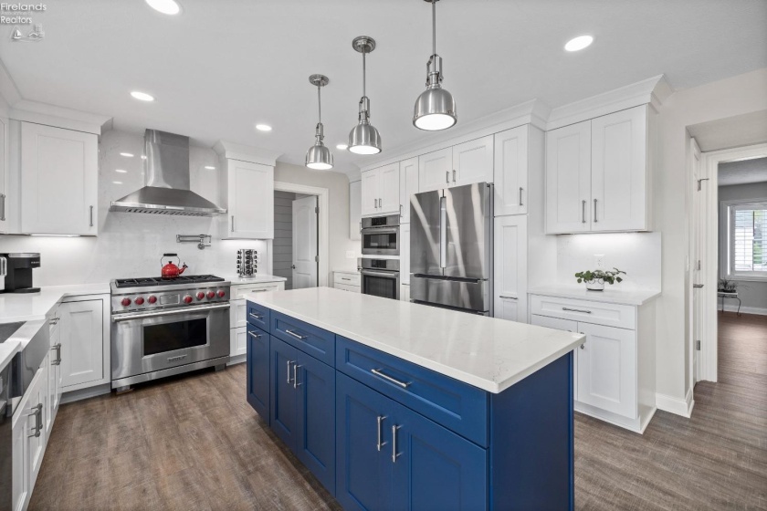 5125 Park Drive, Vermilion, 44089, 6 Bedrooms Bedrooms, ,5 BathroomsBathrooms,Residential,For Sale,Park,20251545