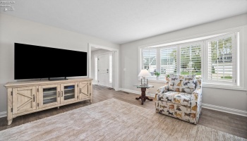 5125 Park Drive, Vermilion, 44089, 6 Bedrooms Bedrooms, ,5 BathroomsBathrooms,Residential,For Sale,Park,20251545