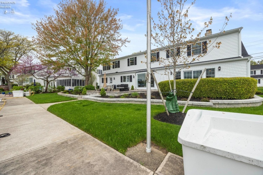 5125 Park Drive, Vermilion, 44089, 6 Bedrooms Bedrooms, ,5 BathroomsBathrooms,Residential,For Sale,Park,20251545