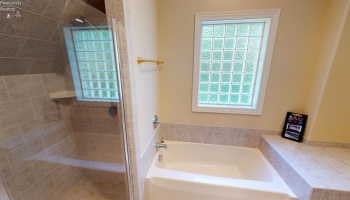 1876 Lakewood Avenue, Port Clinton, 43452, 4 Bedrooms Bedrooms, ,5 BathroomsBathrooms,Residential,For Sale,Lakewood,20250675