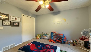 2703 Sweetbriar Drive, Sandusky, 44870, 4 Bedrooms Bedrooms, ,2 BathroomsBathrooms,Residential,For Sale,Sweetbriar,20251611