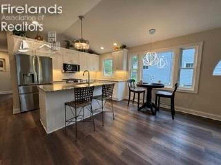 844 Monroe Street, Port Clinton, 43452, 3 Bedrooms Bedrooms, ,2 BathroomsBathrooms,Residential,For Sale,Monroe,20251624
