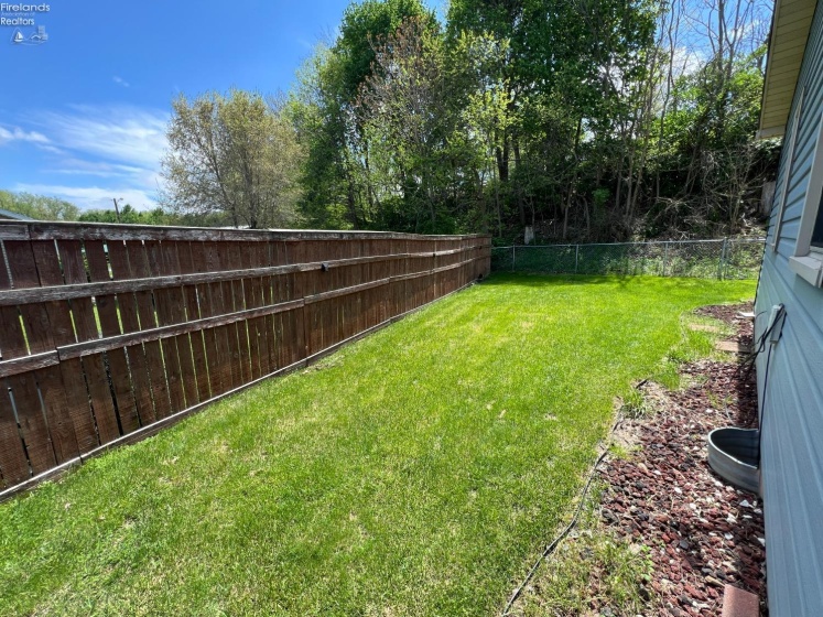 607 Front Street, Fremont, 43420, 3 Bedrooms Bedrooms, ,1 BathroomBathrooms,Residential,For Sale,Front,20251476