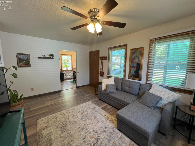 607 Front Street, Fremont, 43420, 3 Bedrooms Bedrooms, ,1 BathroomBathrooms,Residential,For Sale,Front,20251476