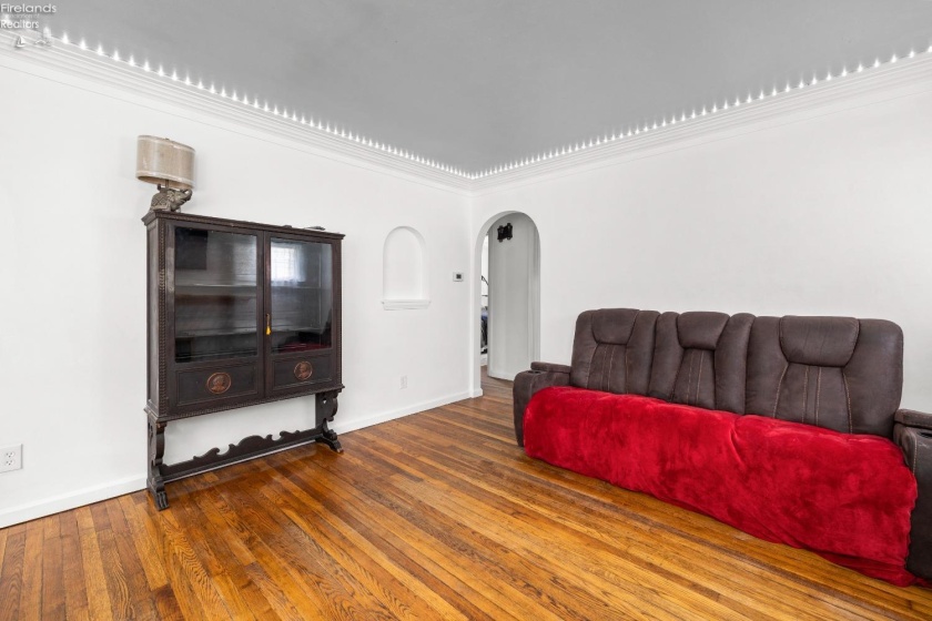 3047 Caroline Avenue, Lorain, 44055, 3 Bedrooms Bedrooms, ,2 BathroomsBathrooms,Residential,For Sale,Caroline,20251617