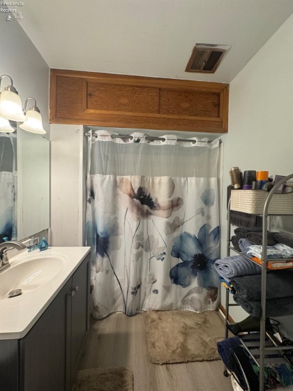 514 Madison Street, Port Clinton, 43452, ,Multiple Units,For Sale,Madison,20251588