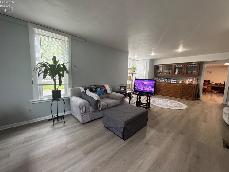 514 Madison Street, Port Clinton, 43452, ,Multiple Units,For Sale,Madison,20251588