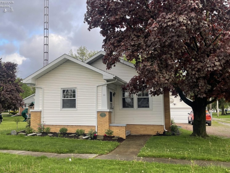 11 Howard Street, Willard, 44890, 2 Bedrooms Bedrooms, ,1 BathroomBathrooms,Residential,For Sale,Howard,20251648