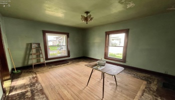 61 Douglas Street, Tiffin, 44883, 3 Bedrooms Bedrooms, ,2 BathroomsBathrooms,Residential,For Sale,Douglas,20251565