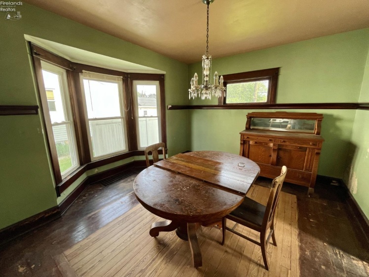61 Douglas Street, Tiffin, 44883, 3 Bedrooms Bedrooms, ,2 BathroomsBathrooms,Residential,For Sale,Douglas,20251565