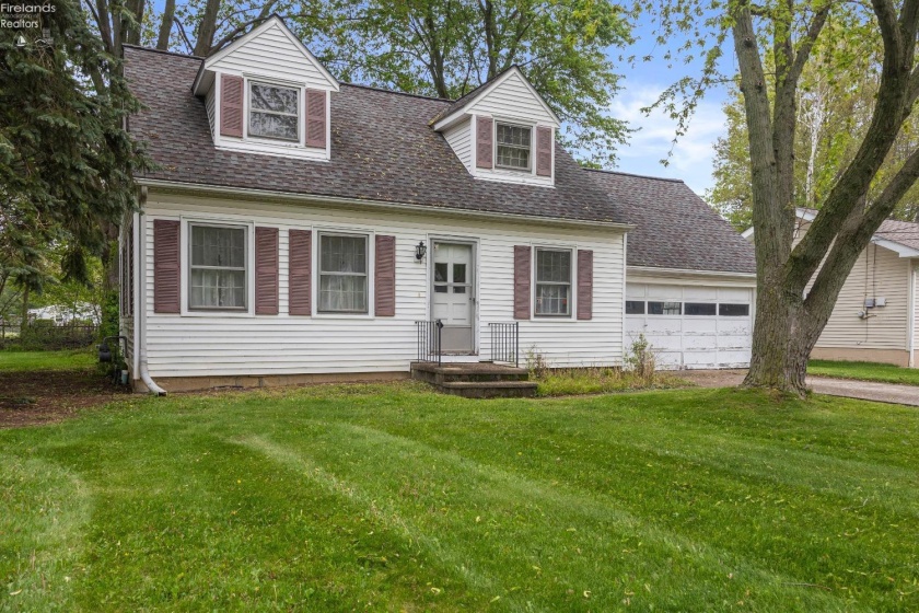 5524 Hartford Avenue, Vermilion, 44089, 3 Bedrooms Bedrooms, ,2 BathroomsBathrooms,Residential,For Sale,Hartford,20251655