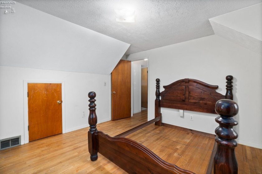 5524 Hartford Avenue, Vermilion, 44089, 3 Bedrooms Bedrooms, ,2 BathroomsBathrooms,Residential,For Sale,Hartford,20251655