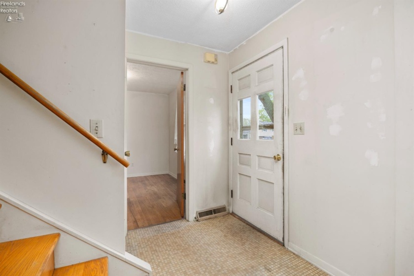5524 Hartford Avenue, Vermilion, 44089, 3 Bedrooms Bedrooms, ,2 BathroomsBathrooms,Residential,For Sale,Hartford,20251655
