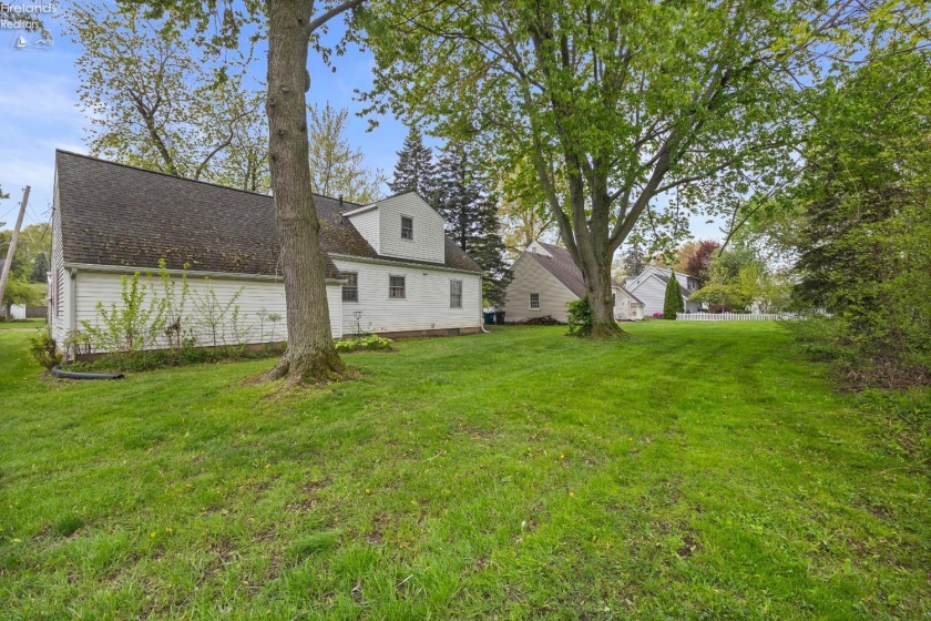 5524 Hartford Avenue, Vermilion, 44089, 3 Bedrooms Bedrooms, ,2 BathroomsBathrooms,Residential,For Sale,Hartford,20251655