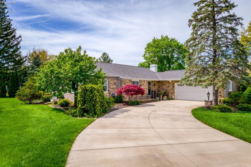 3319 STONYRIDGE, Sandusky, 44839, 3 Bedrooms Bedrooms, ,2 BathroomsBathrooms,Residential,For Sale,STONYRIDGE,20251651