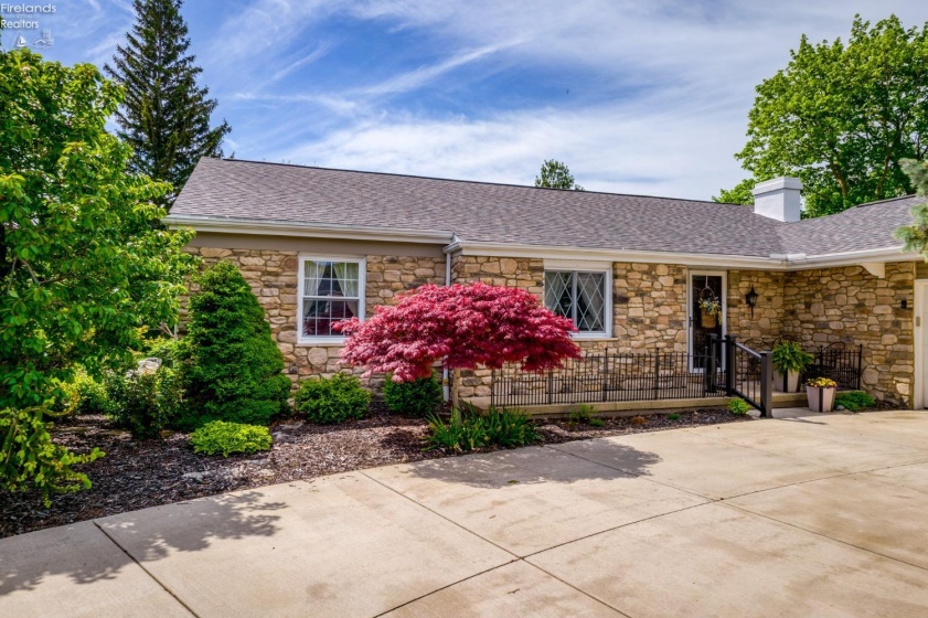 3319 STONYRIDGE, Sandusky, 44839, 3 Bedrooms Bedrooms, ,2 BathroomsBathrooms,Residential,For Sale,STONYRIDGE,20251651