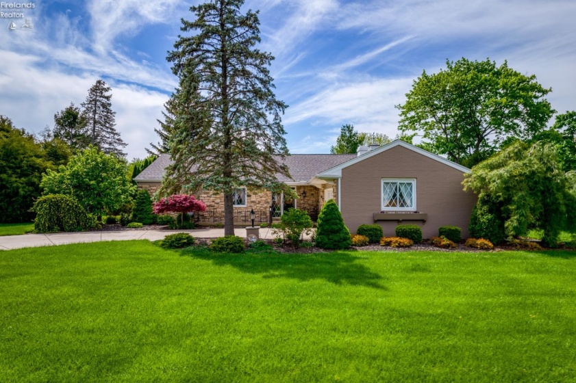 3319 STONYRIDGE, Sandusky, 44839, 3 Bedrooms Bedrooms, ,2 BathroomsBathrooms,Residential,For Sale,STONYRIDGE,20251651