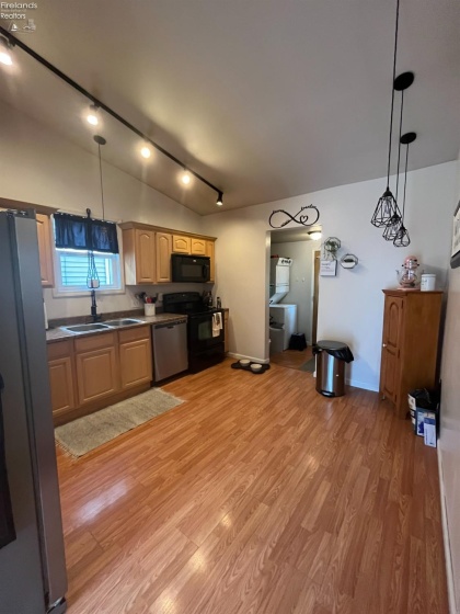 81 Melissa Street, Tiffin, 44883, 2 Bedrooms Bedrooms, ,2 BathroomsBathrooms,Residential,For Sale,Melissa,20251667
