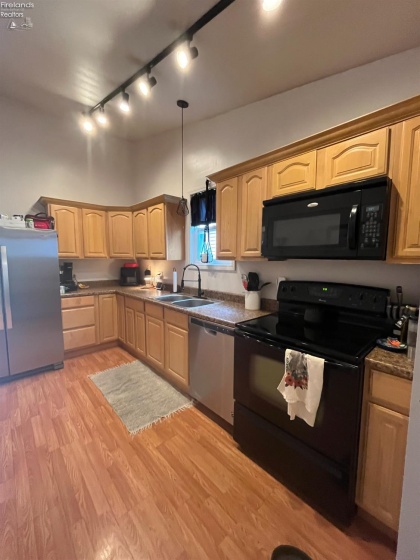 81 Melissa Street, Tiffin, 44883, 2 Bedrooms Bedrooms, ,2 BathroomsBathrooms,Residential,For Sale,Melissa,20251667