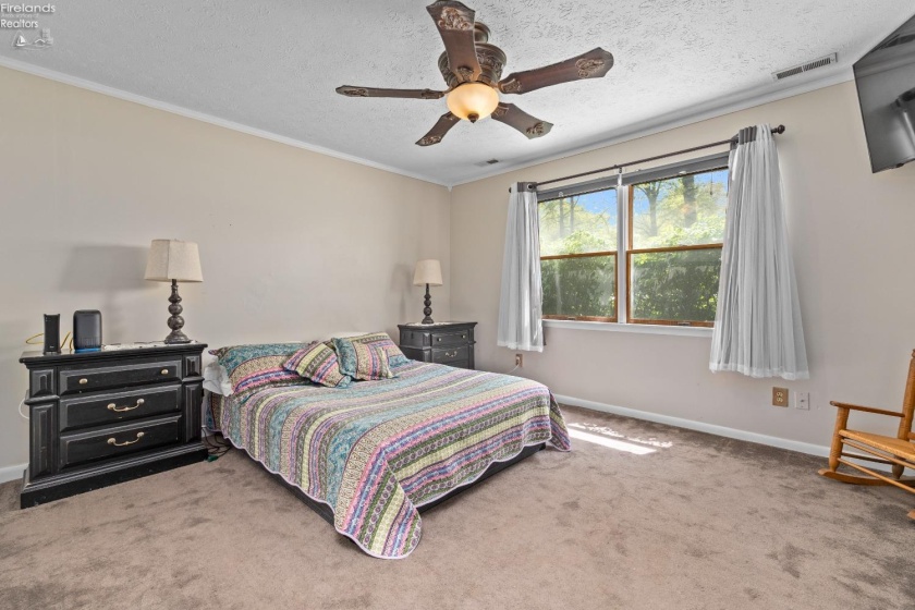 10519 Darrow Road, Vermilion, 44089, 4 Bedrooms Bedrooms, ,2 BathroomsBathrooms,Residential,For Sale,Darrow,20251652