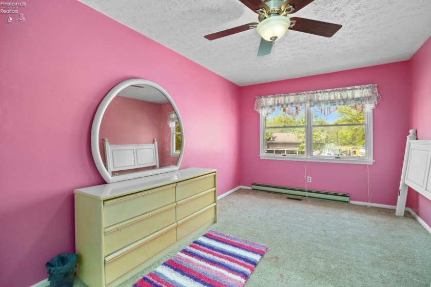 10519 Darrow Road, Vermilion, 44089, 4 Bedrooms Bedrooms, ,2 BathroomsBathrooms,Residential,For Sale,Darrow,20251652