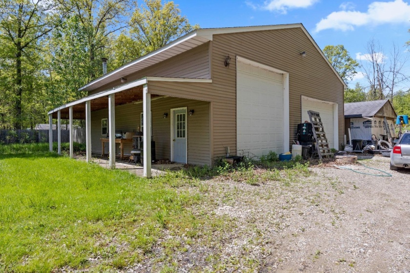 10519 Darrow Road, Vermilion, 44089, 4 Bedrooms Bedrooms, ,2 BathroomsBathrooms,Residential,For Sale,Darrow,20251652