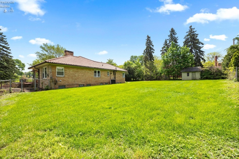 9903 Edgewater Dr., Cleveland, 44102, 4 Bedrooms Bedrooms, ,3 BathroomsBathrooms,Residential,For Sale,Edgewater Dr.,20251664