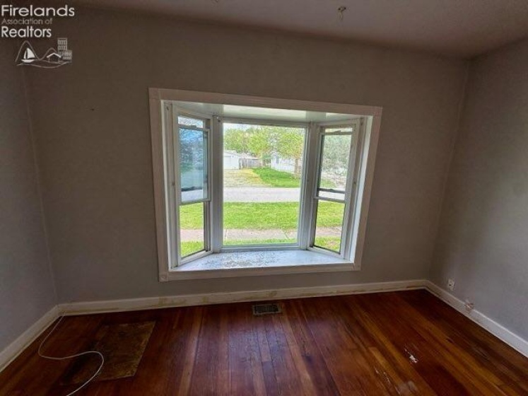 109 South Street, Wayne, 43466, 3 Bedrooms Bedrooms, ,1 BathroomBathrooms,Residential,For Sale,South,20251682