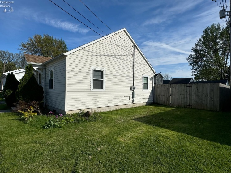 815 Harmon Street, Fremont, 43420, 2 Bedrooms Bedrooms, ,1 BathroomBathrooms,Residential,For Sale,Harmon,20251672