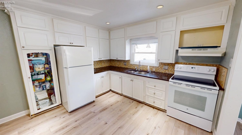 815 Harmon Street, Fremont, 43420, 2 Bedrooms Bedrooms, ,1 BathroomBathrooms,Residential,For Sale,Harmon,20251672
