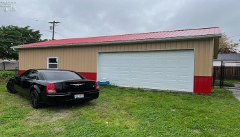 525 Main Street, Fostoria, 44830, ,Multiple Units,For Sale,Main,20251711