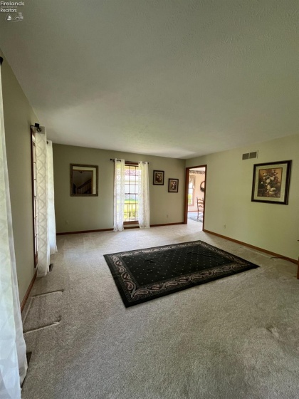 378 Lelar Street, Tiffin, 44883, 4 Bedrooms Bedrooms, ,3 BathroomsBathrooms,Residential,For Sale,Lelar,20251693