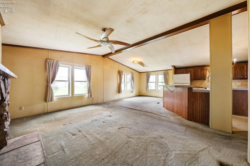 412 Spring Crest Drive, Marblehead, 43440, 3 Bedrooms Bedrooms, ,2 BathroomsBathrooms,Residential,For Sale,Spring Crest,20251679