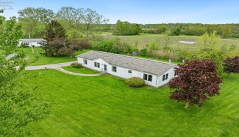 412 Spring Crest Drive, Marblehead, 43440, 3 Bedrooms Bedrooms, ,2 BathroomsBathrooms,Residential,For Sale,Spring Crest,20251679 412 Spring Crest Drive, Marblehead, 43440, 3 Bedrooms Bedrooms, ,2 BathroomsBathrooms,Residential,For Sale,Spring Crest,20251679