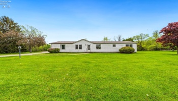 412 Spring Crest Drive, Marblehead, 43440, 3 Bedrooms Bedrooms, ,2 BathroomsBathrooms,Residential,For Sale,Spring Crest,20251679 412 Spring Crest Drive, Marblehead, 43440, 3 Bedrooms Bedrooms, ,2 BathroomsBathrooms,Residential,For Sale,Spring Crest,20251679