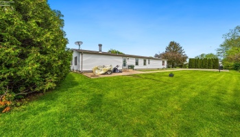 412 Spring Crest Drive, Marblehead, 43440, 3 Bedrooms Bedrooms, ,2 BathroomsBathrooms,Residential,For Sale,Spring Crest,20251679 412 Spring Crest Drive, Marblehead, 43440, 3 Bedrooms Bedrooms, ,2 BathroomsBathrooms,Residential,For Sale,Spring Crest,20251679