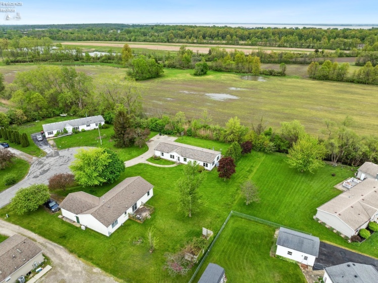 412 Spring Crest Drive, Marblehead, 43440, 3 Bedrooms Bedrooms, ,2 BathroomsBathrooms,Residential,For Sale,Spring Crest,20251679