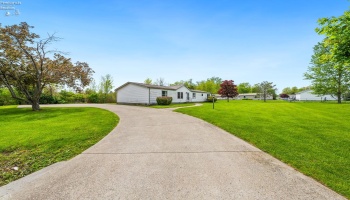 412 Spring Crest Drive, Marblehead, 43440, 3 Bedrooms Bedrooms, ,2 BathroomsBathrooms,Residential,For Sale,Spring Crest,20251679 412 Spring Crest Drive, Marblehead, 43440, 3 Bedrooms Bedrooms, ,2 BathroomsBathrooms,Residential,For Sale,Spring Crest,20251679