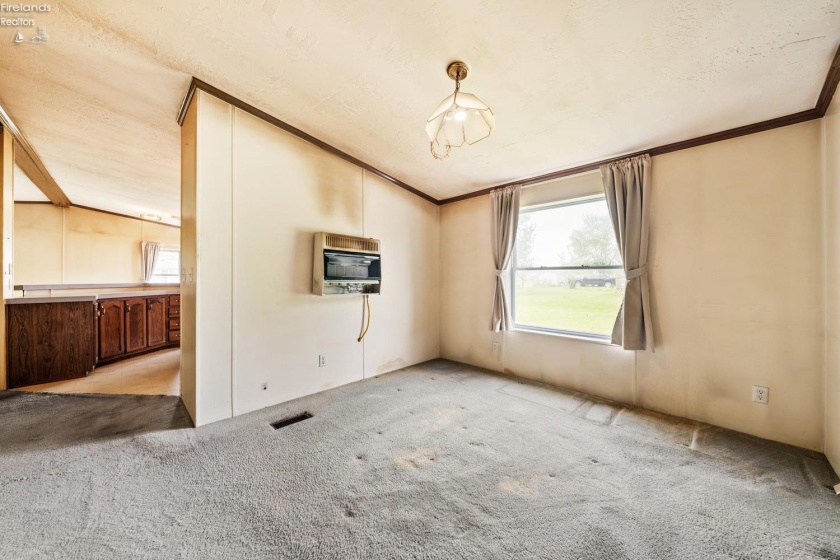 412 Spring Crest Drive, Marblehead, 43440, 3 Bedrooms Bedrooms, ,2 BathroomsBathrooms,Residential,For Sale,Spring Crest,20251679