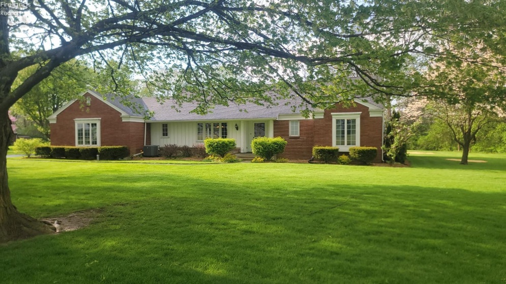 18225 Portage River South Road, Elmore, 43416, 3 Bedrooms Bedrooms, ,2 BathroomsBathrooms,Residential,For Sale,Portage River South,20251542