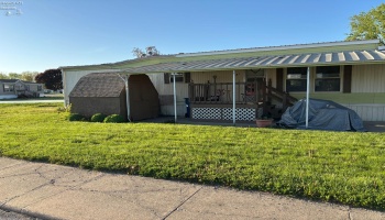 80 Cedarwood Drive, Sandusky, 44870, 2 Bedrooms Bedrooms, ,2 BathroomsBathrooms,Residential,For Sale,Cedarwood,20251698