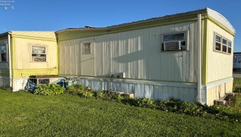 80 Cedarwood Drive, Sandusky, 44870, 2 Bedrooms Bedrooms, ,2 BathroomsBathrooms,Residential,For Sale,Cedarwood,20251698