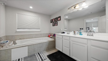 9087 Nash Lane, North Ridgeville, 44089, 4 Bedrooms Bedrooms, ,3 BathroomsBathrooms,Residential,For Sale,Nash,20251706