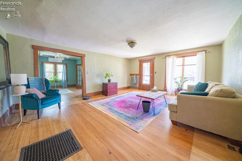 621 Rice Street, Elmore, 43416, 3 Bedrooms Bedrooms, ,1 BathroomBathrooms,Residential,For Sale,Rice,20251563