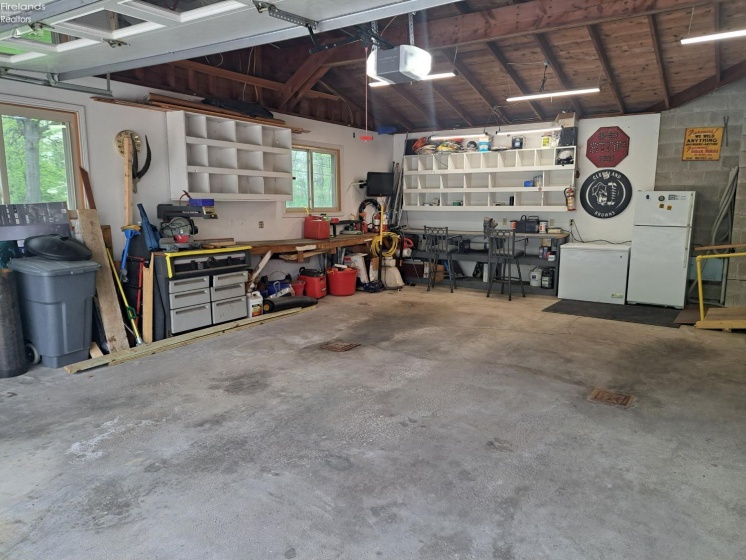 289 E. County Road 73, Fremont, 43420, 4 Bedrooms Bedrooms, ,4 BathroomsBathrooms,Residential,For Sale,E. County Road 73,20251593